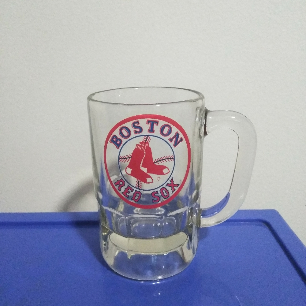 Glass mug
